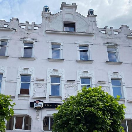 Hotel Bila Ruze Strakonice Luaran gambar