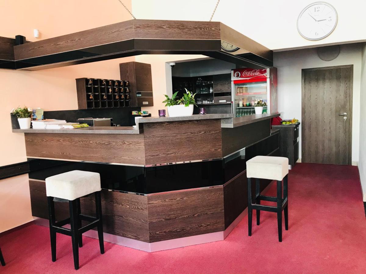 Hotel Bila Ruze Strakonice Luaran gambar
