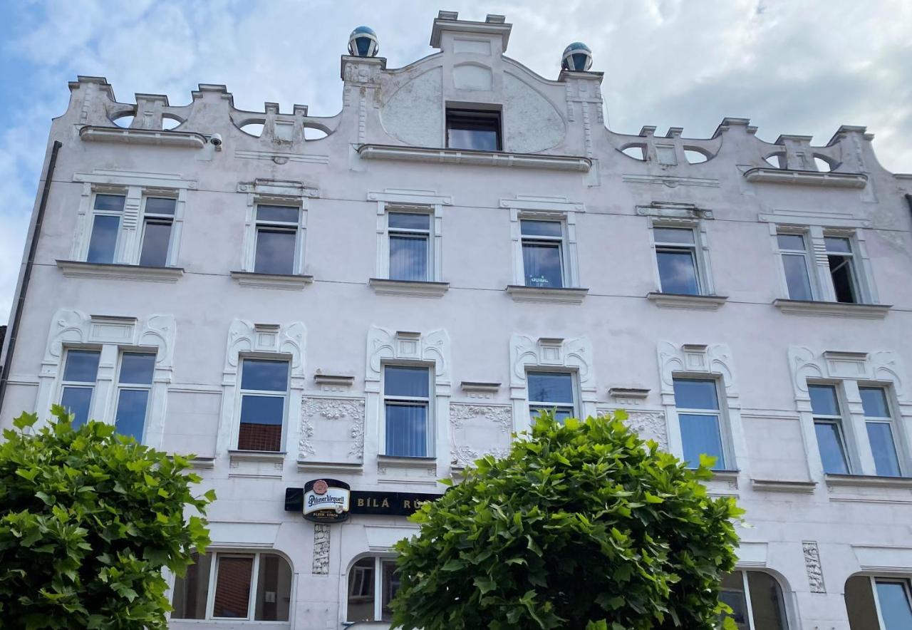 Hotel Bila Ruze Strakonice Luaran gambar